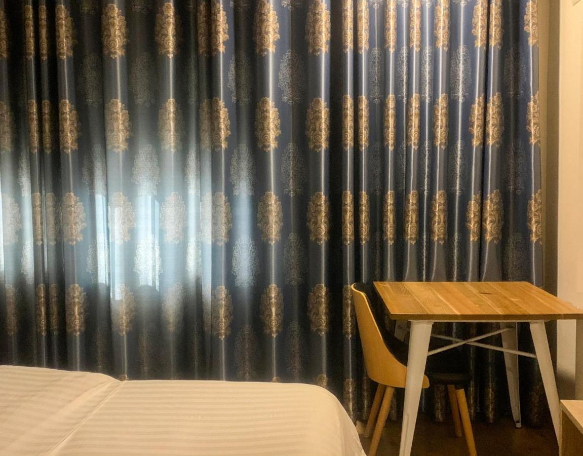 Park Hotel Tirana Yzberishti Kültér fotó