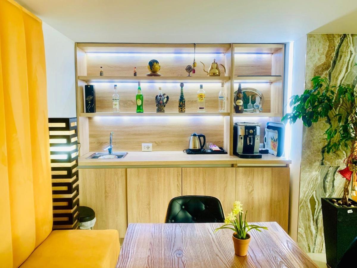 Park Hotel Tirana Yzberishti Kültér fotó