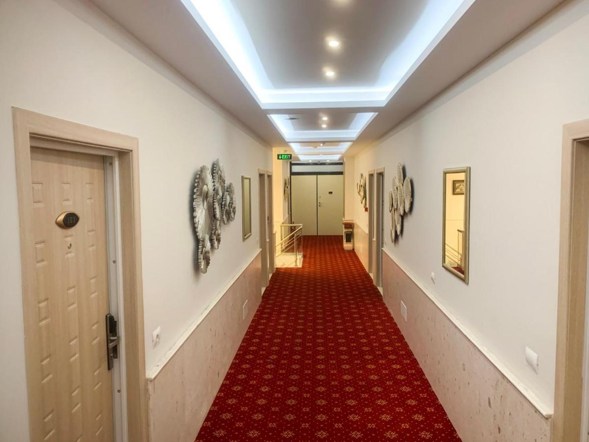 Park Hotel Tirana Yzberishti Kültér fotó