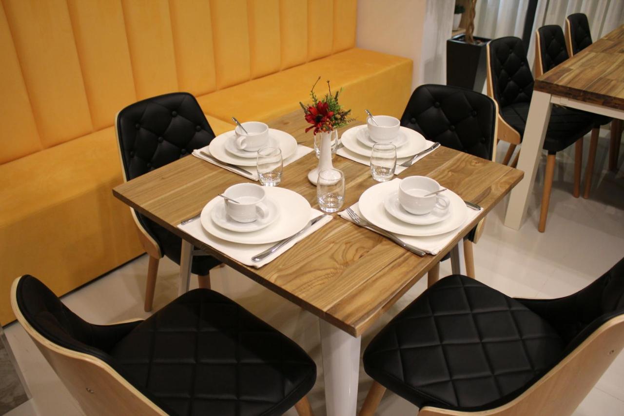 Park Hotel Tirana Yzberishti Kültér fotó