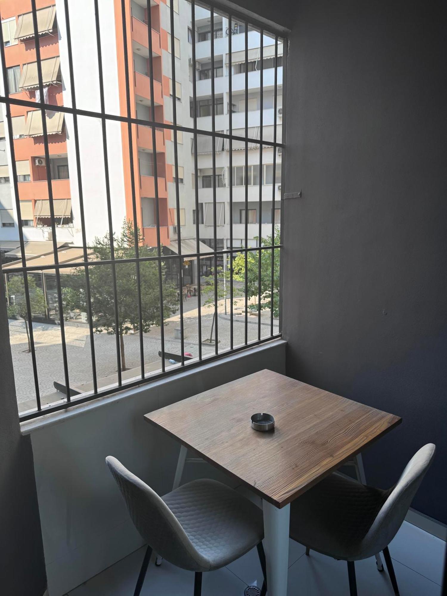 Park Hotel Tirana Yzberishti Kültér fotó