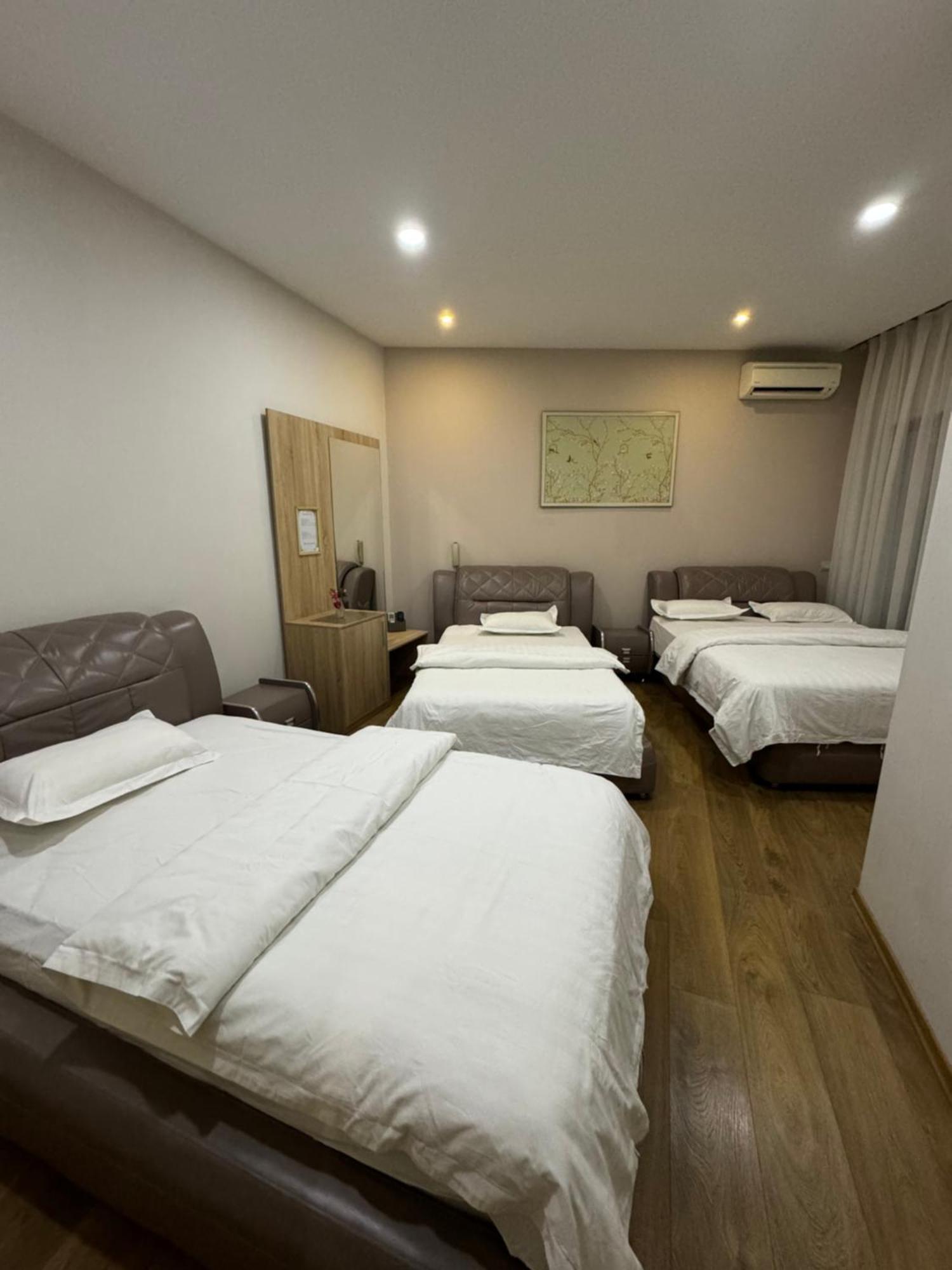 Park Hotel Tirana Yzberishti Kültér fotó